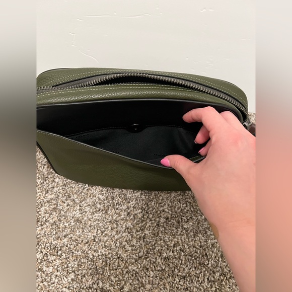 NWT Coach Metropolitan Soft Zip Messenger in Colorblock - Picture 6 of 7